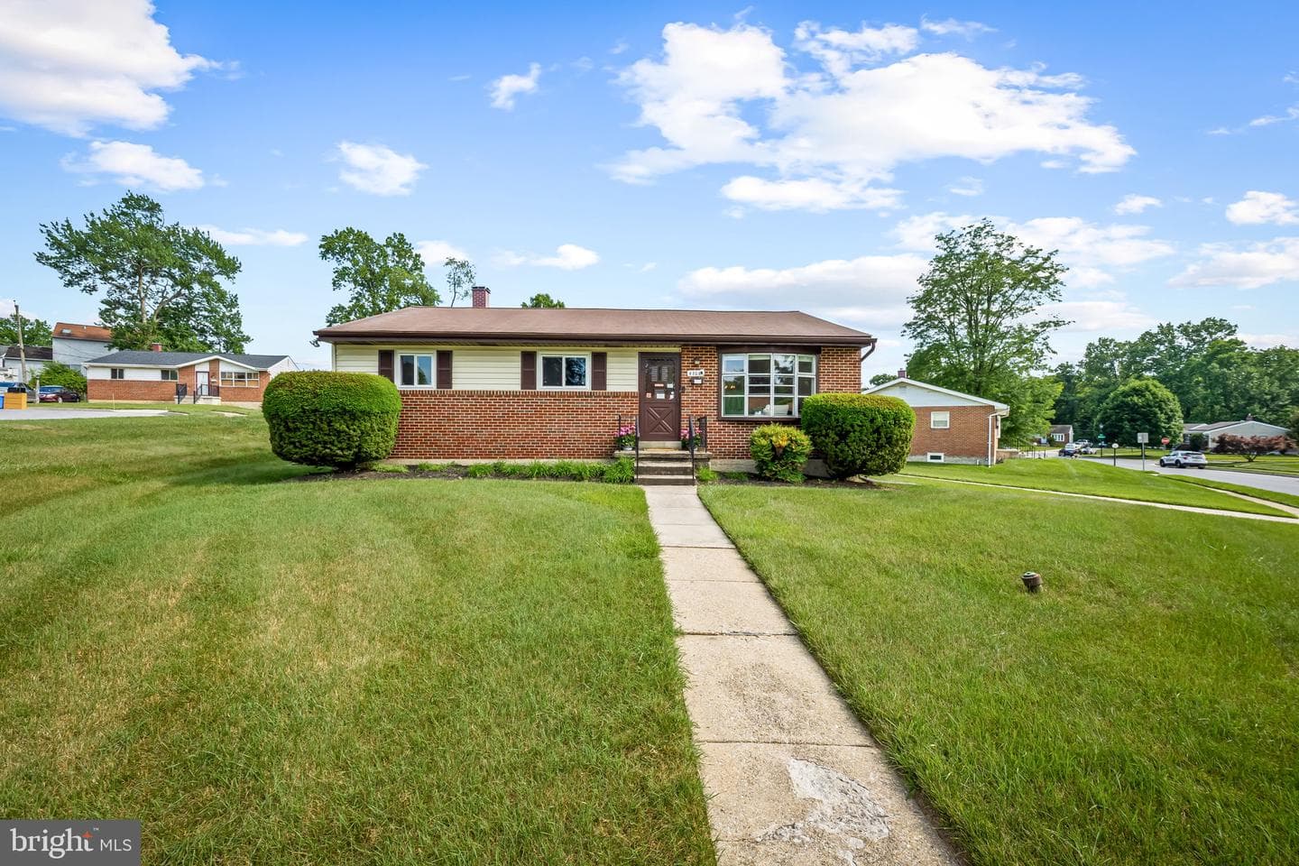 4705 Parkfield Court