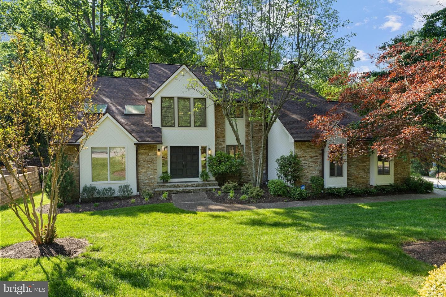 3 Roland Court