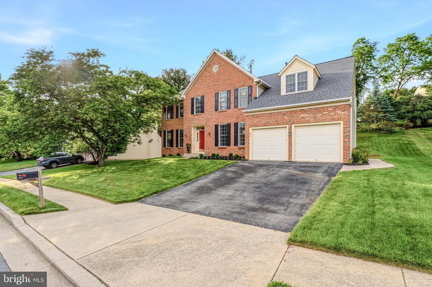 624 Oak Farm Court