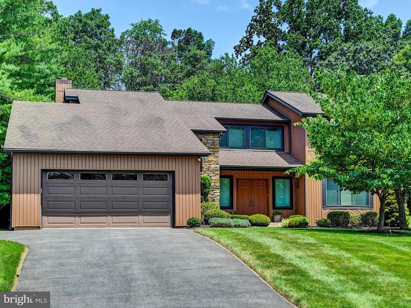 2 Spruce Court