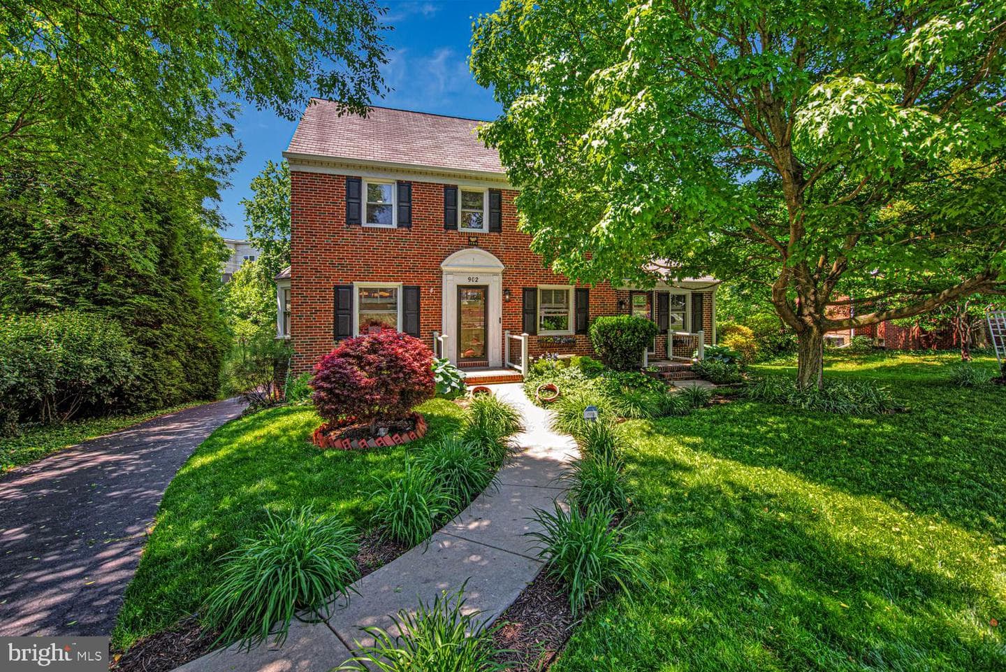 902 Locustvale Road
