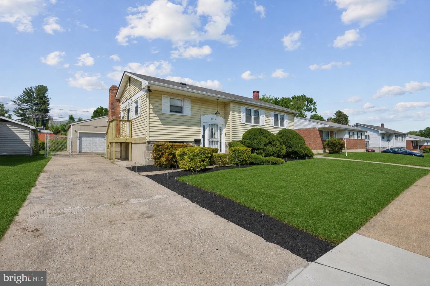 3723 Eastman Road