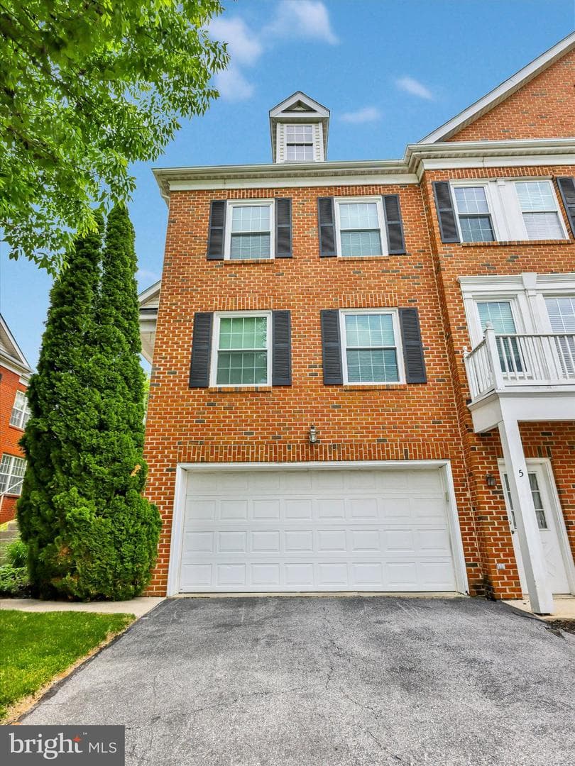 5 Johnsborough Court