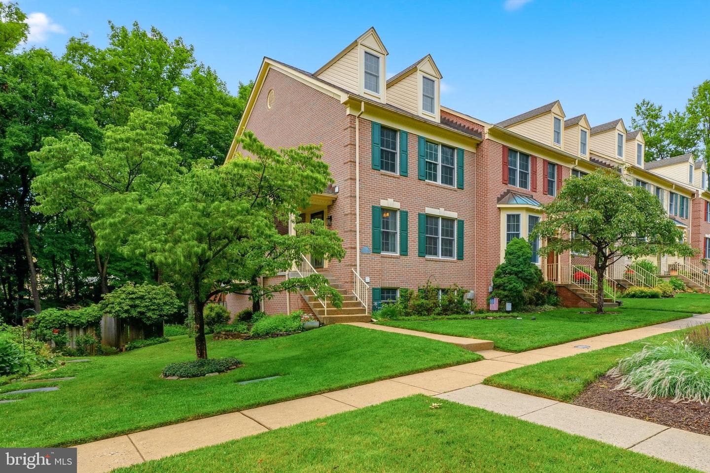 942 Walnut Wood Road