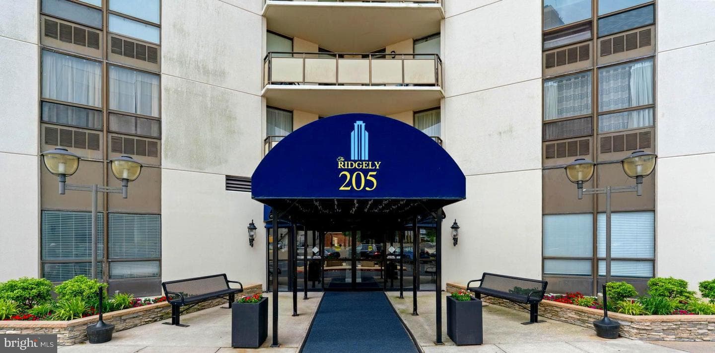 205 E Joppa Road #1809