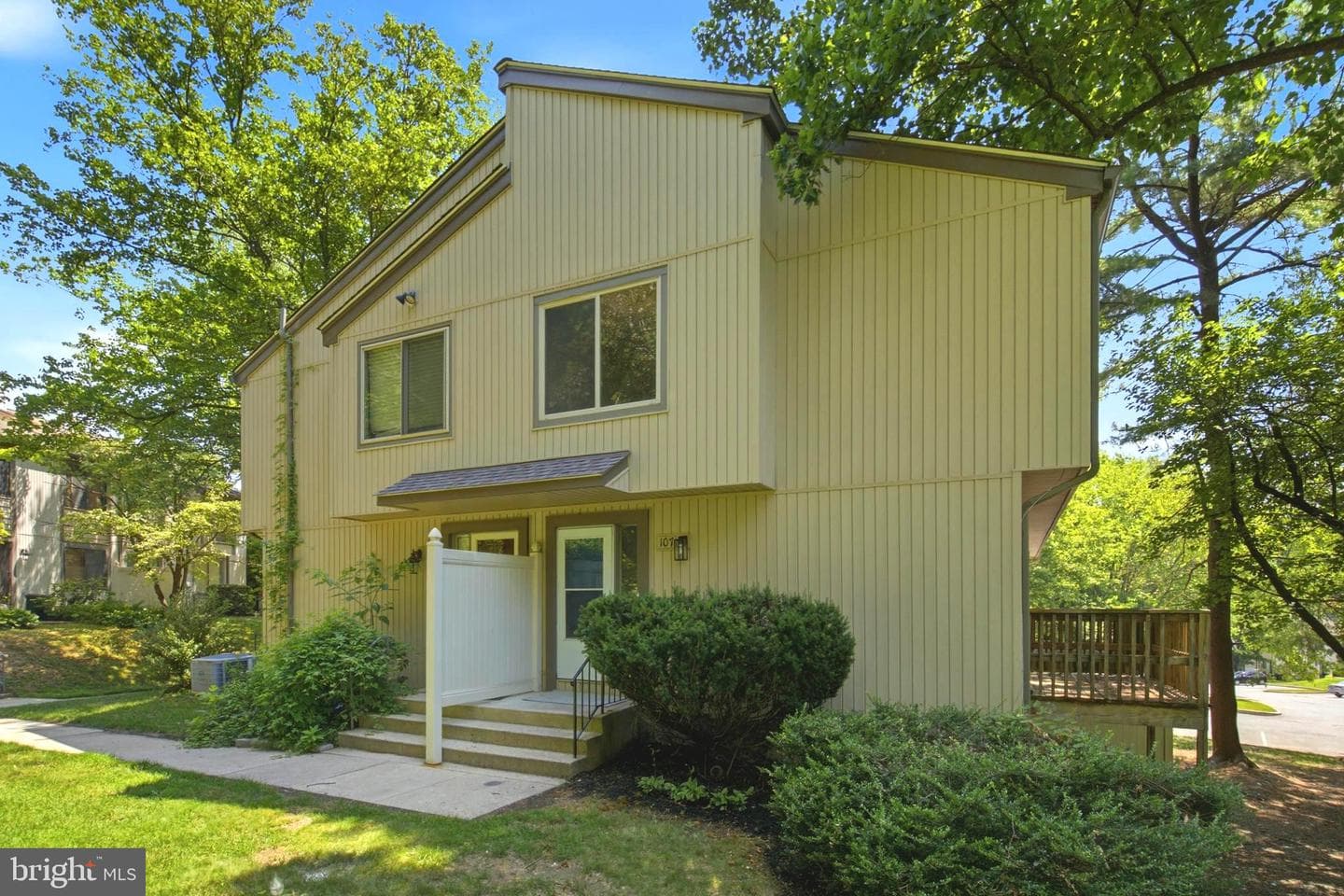 107 Eastford Court #107