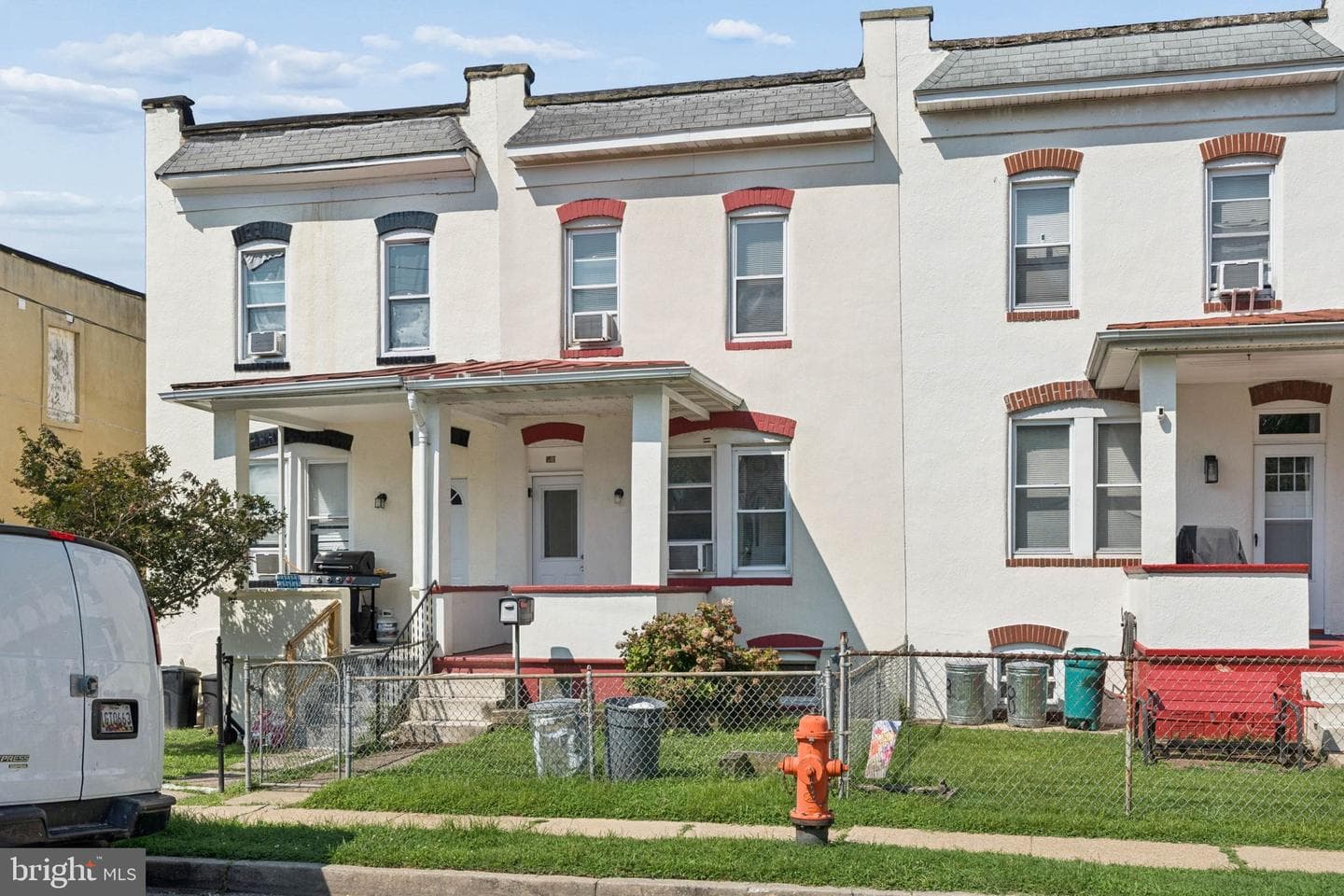540 46th Street photo 1