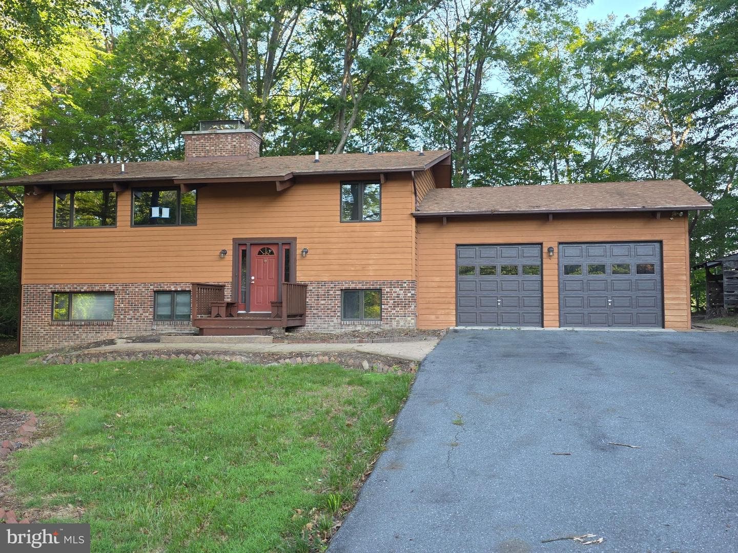 1780 Twirly Court photo 1