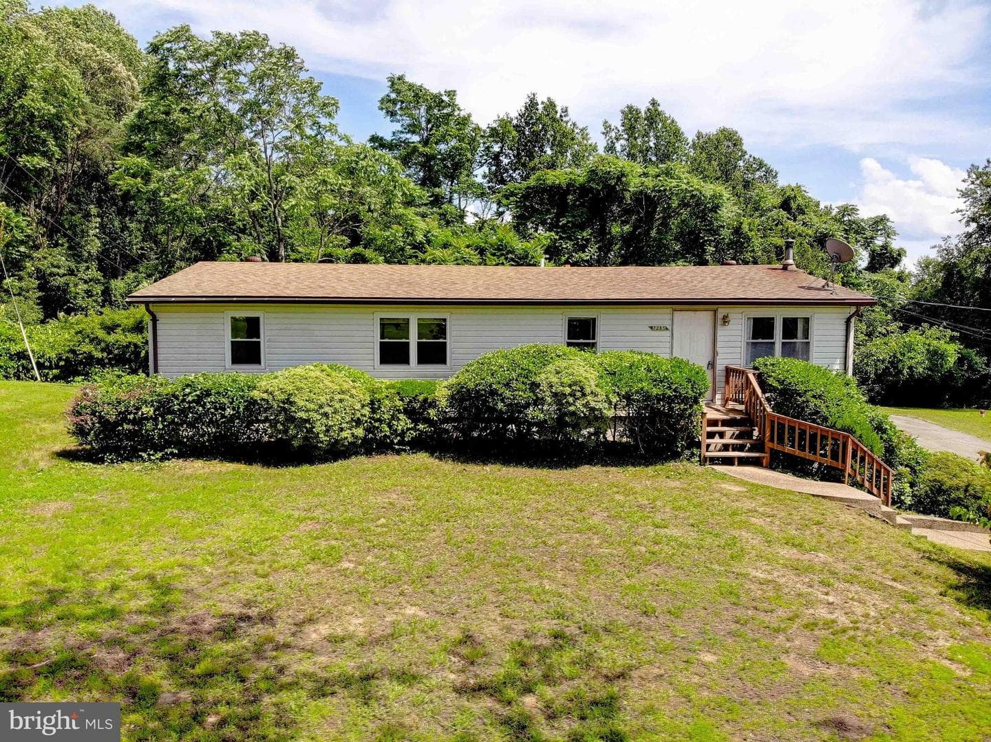 7285 Clyde Jones Road photo 1