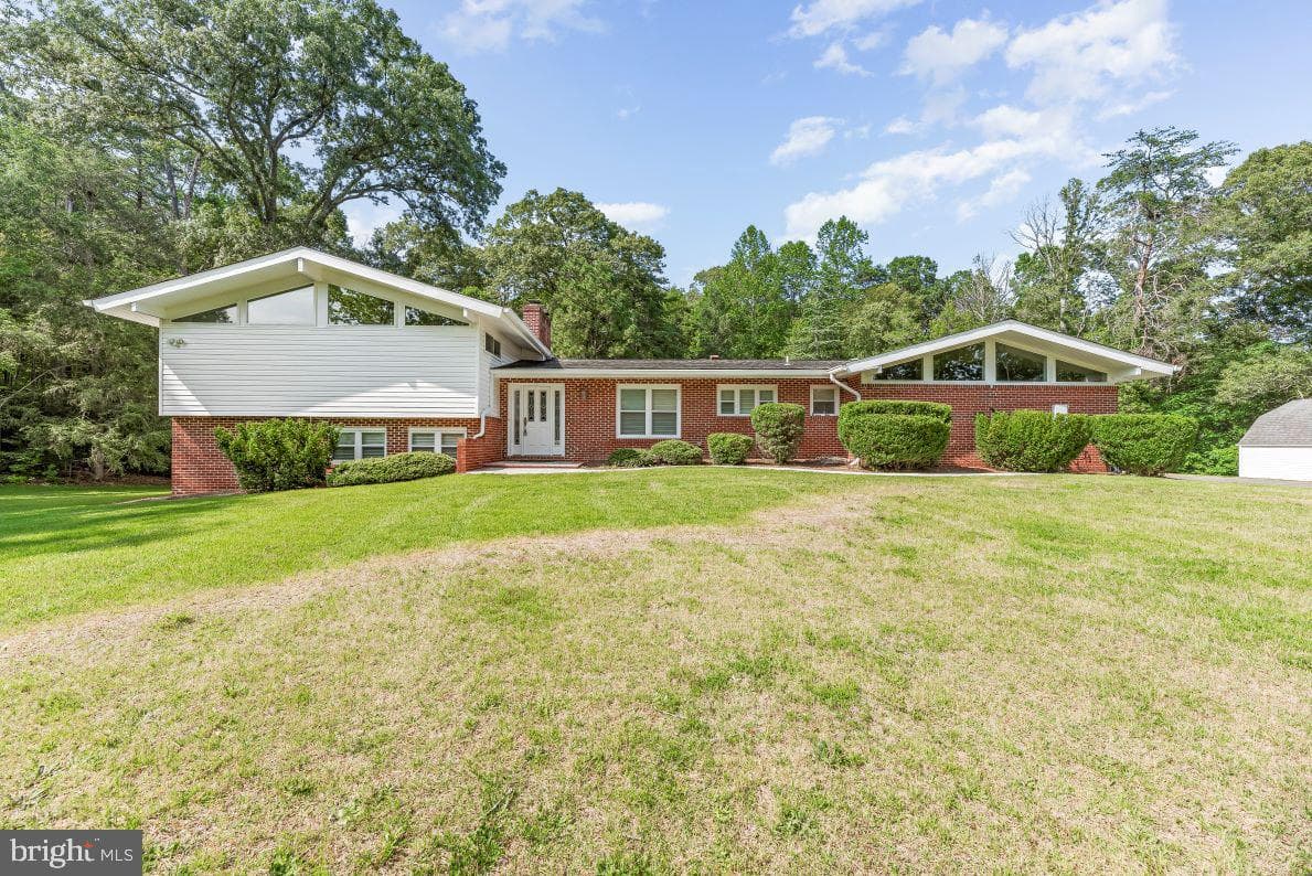 995 Clay Hammond Road photo 1