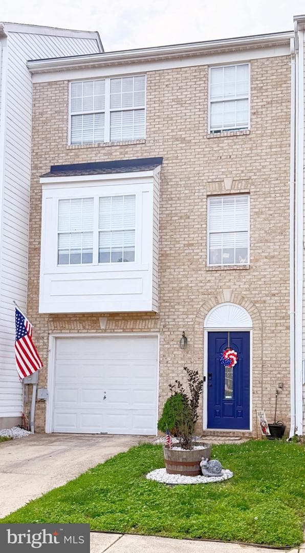 8174 Woodland Lane photo 1