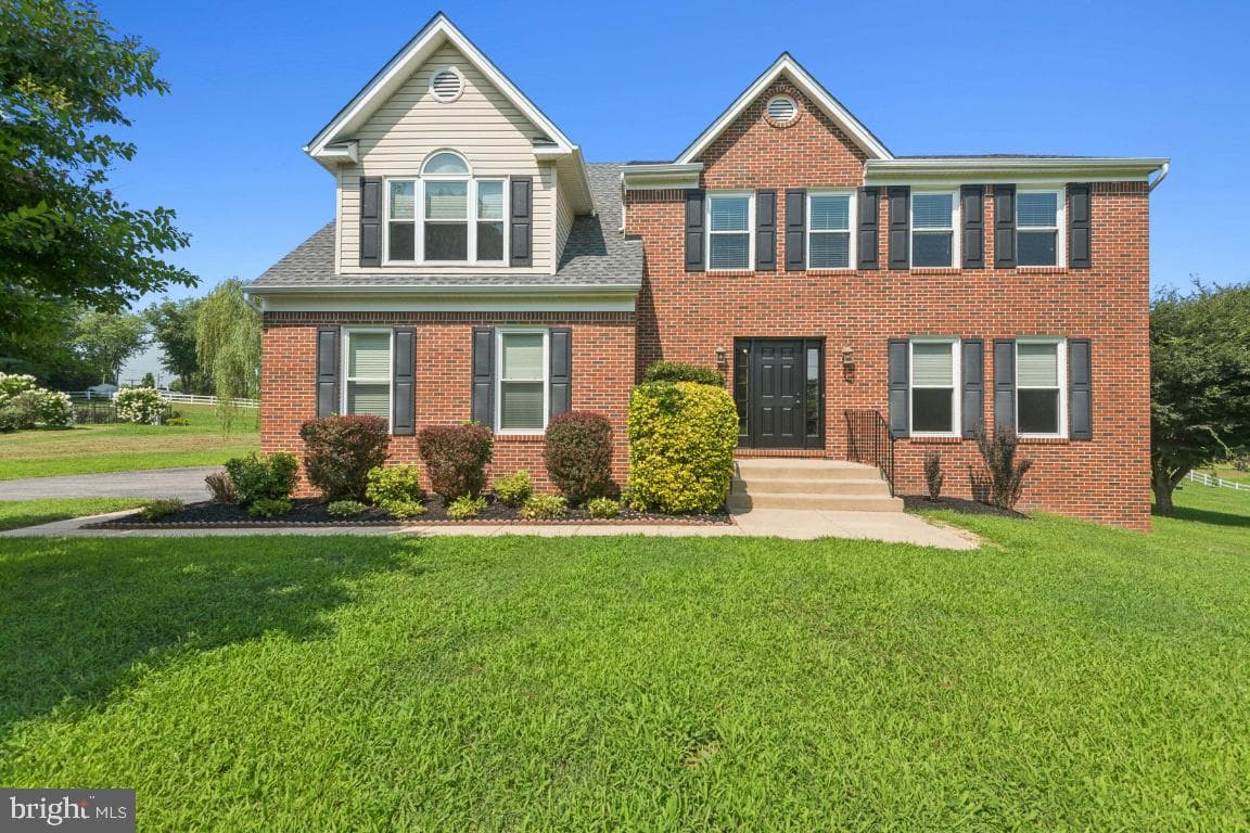 6518 Christmas Tree Lane photo 1