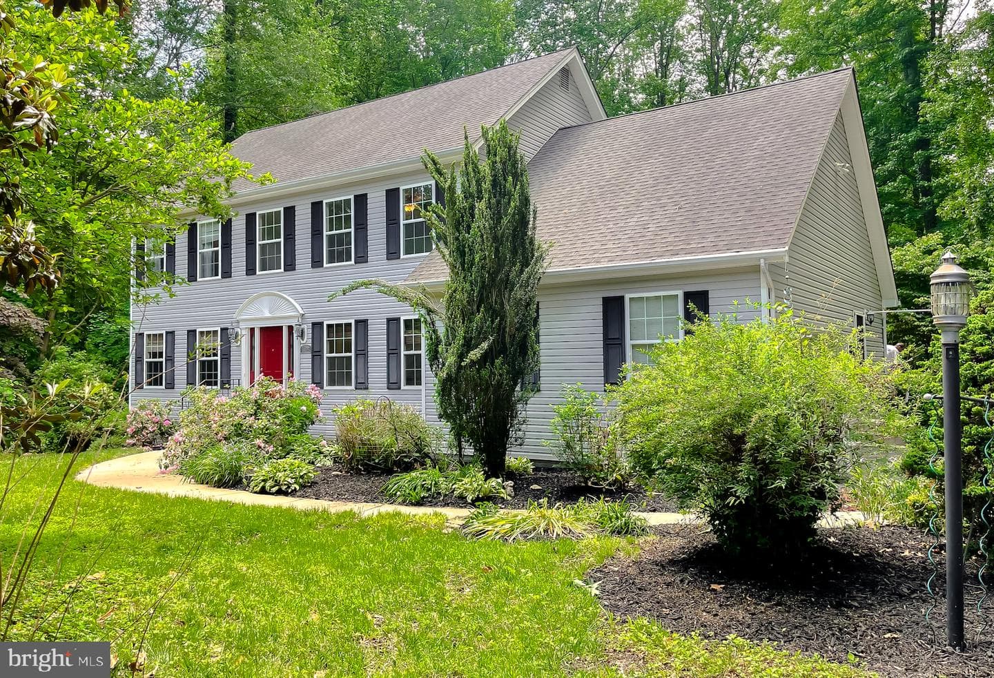 1425 Abbey Lane photo 1
