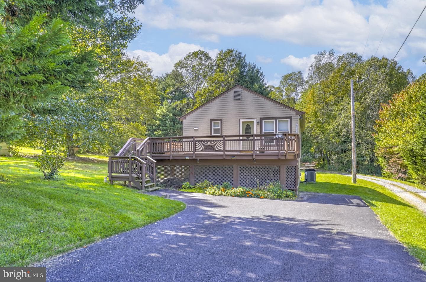 2970 Stinnett Road photo 1
