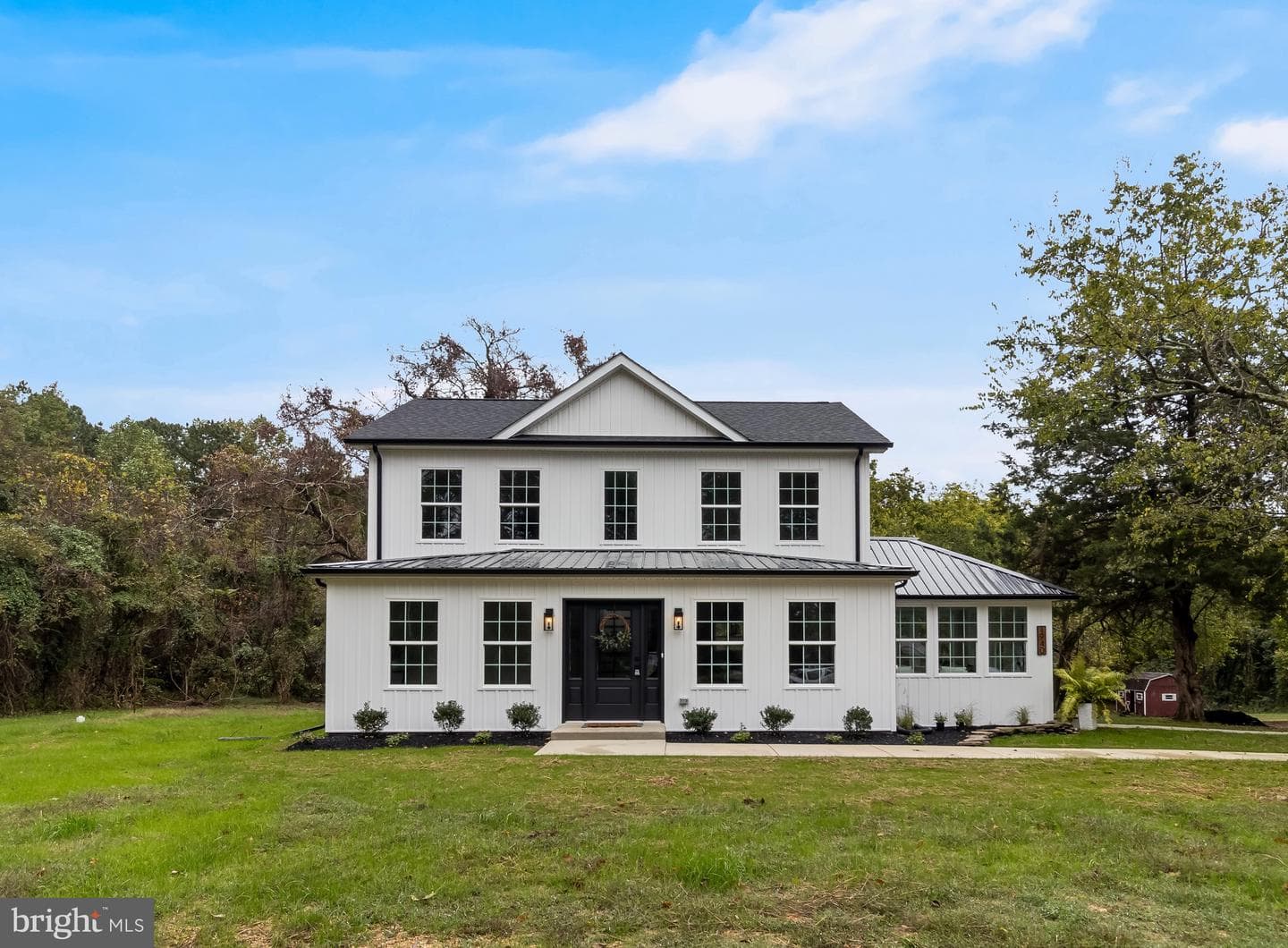 1940 Adelina Road photo 1