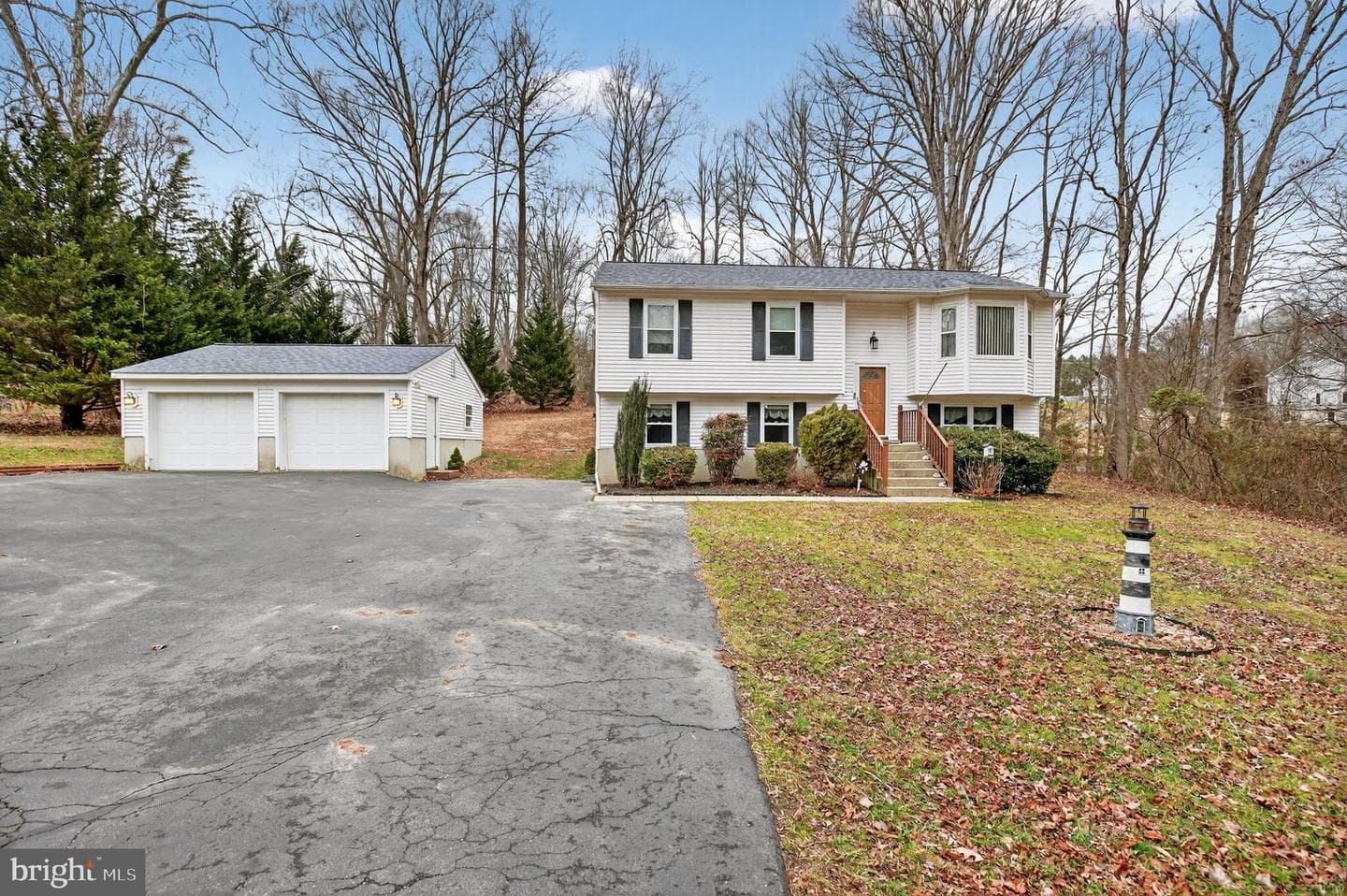 3240 Richfield Road photo 1