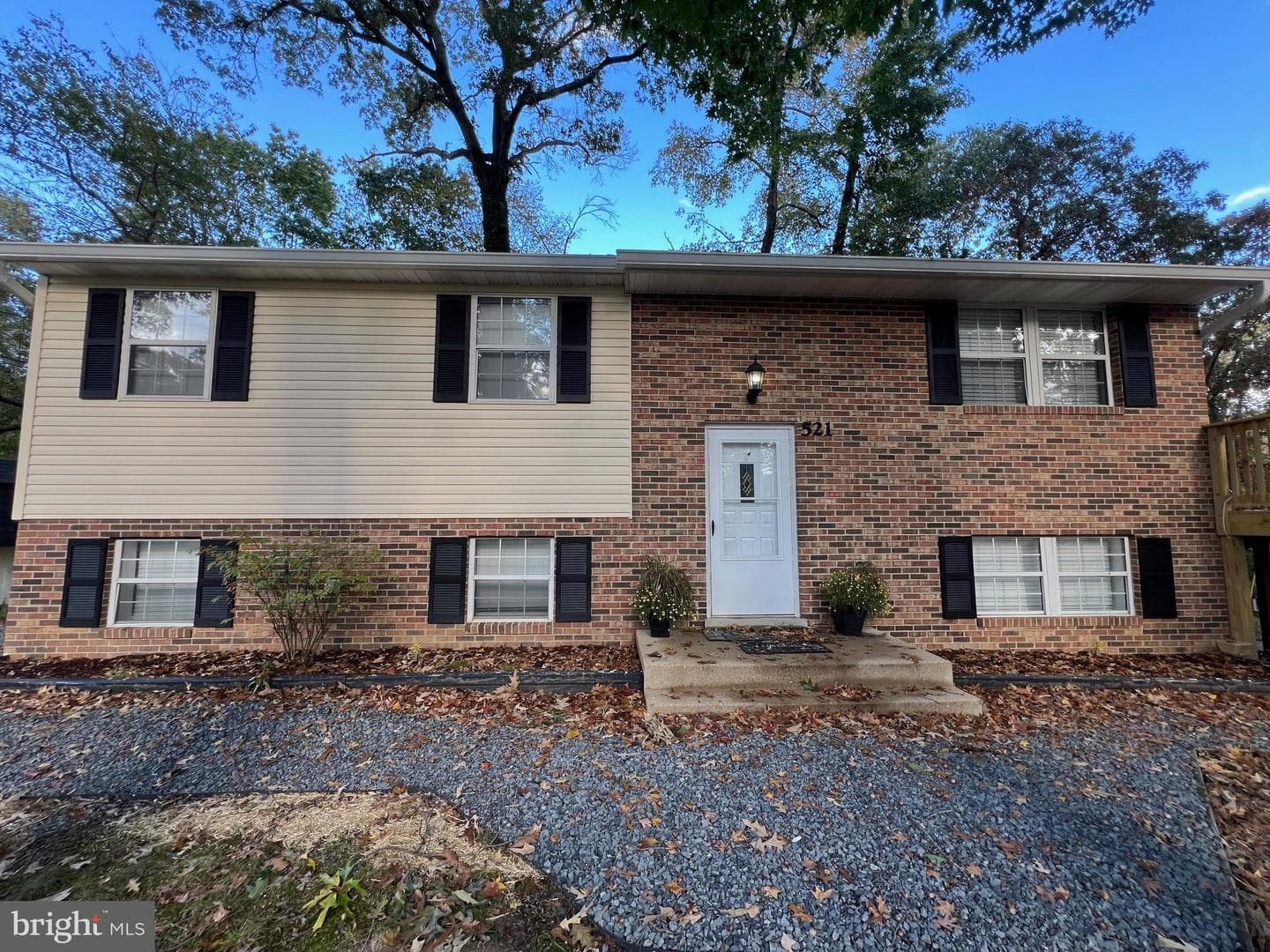 521 Laurel Drive photo 1