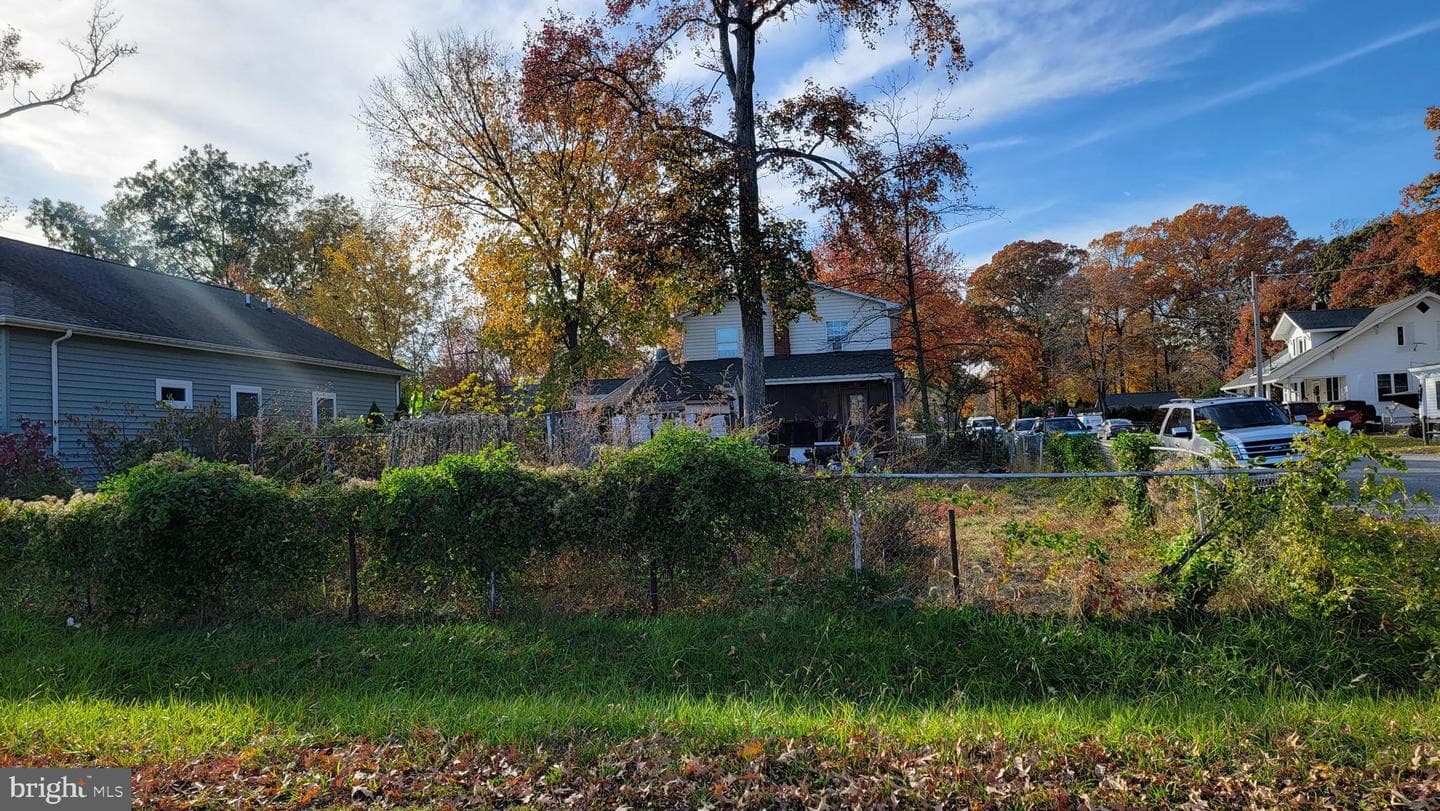 4013 8th Street photo 1