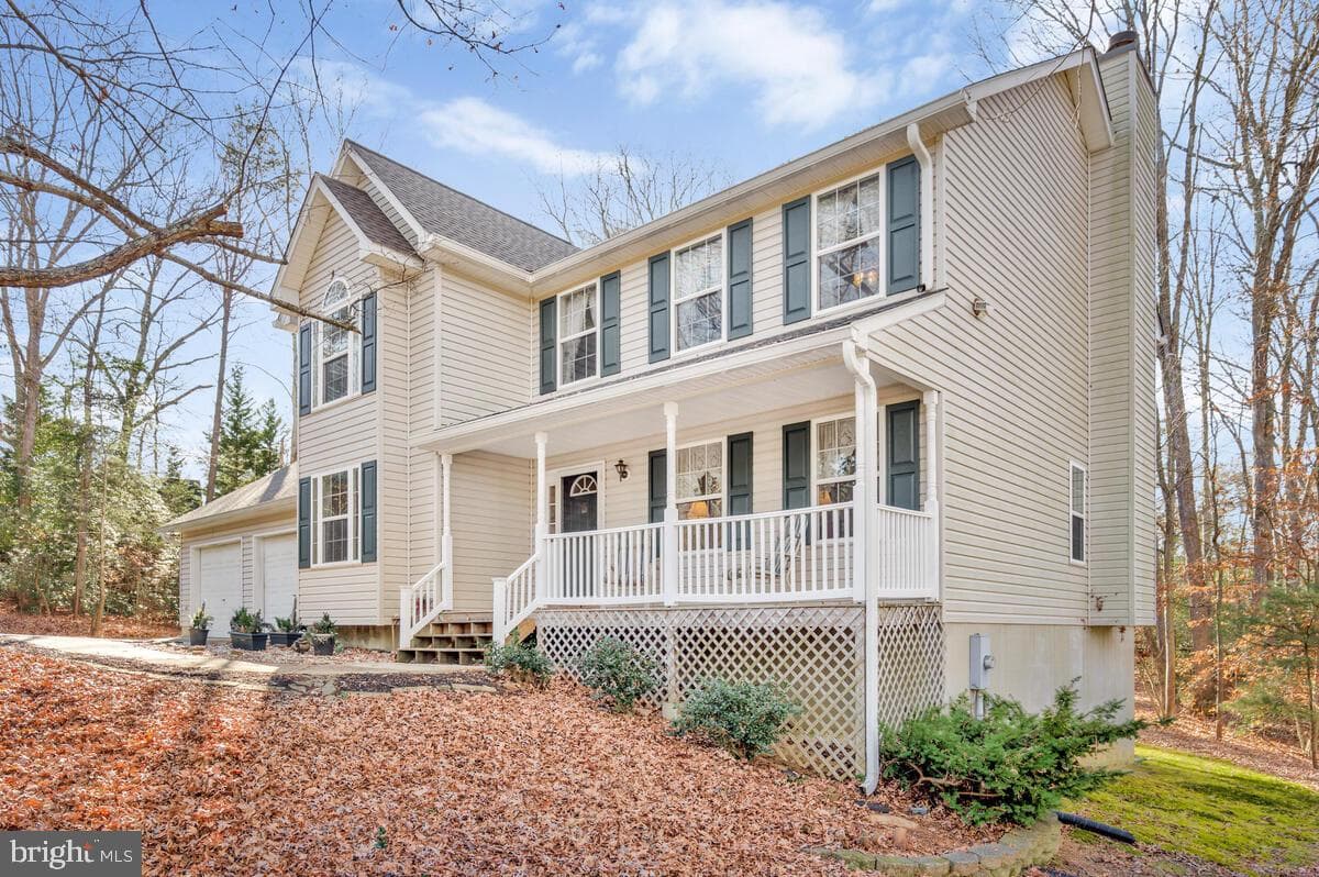 4818 Independence Drive photo 1