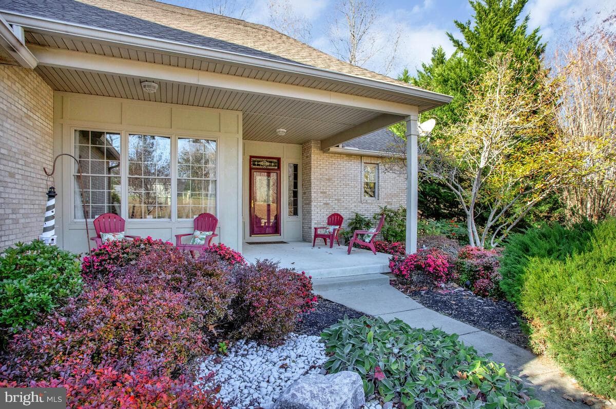 220 Sandhill Court photo 1