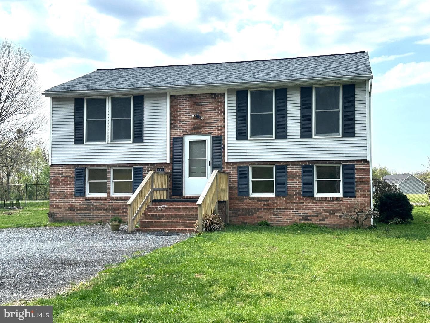 119 Cove Point Road photo 1