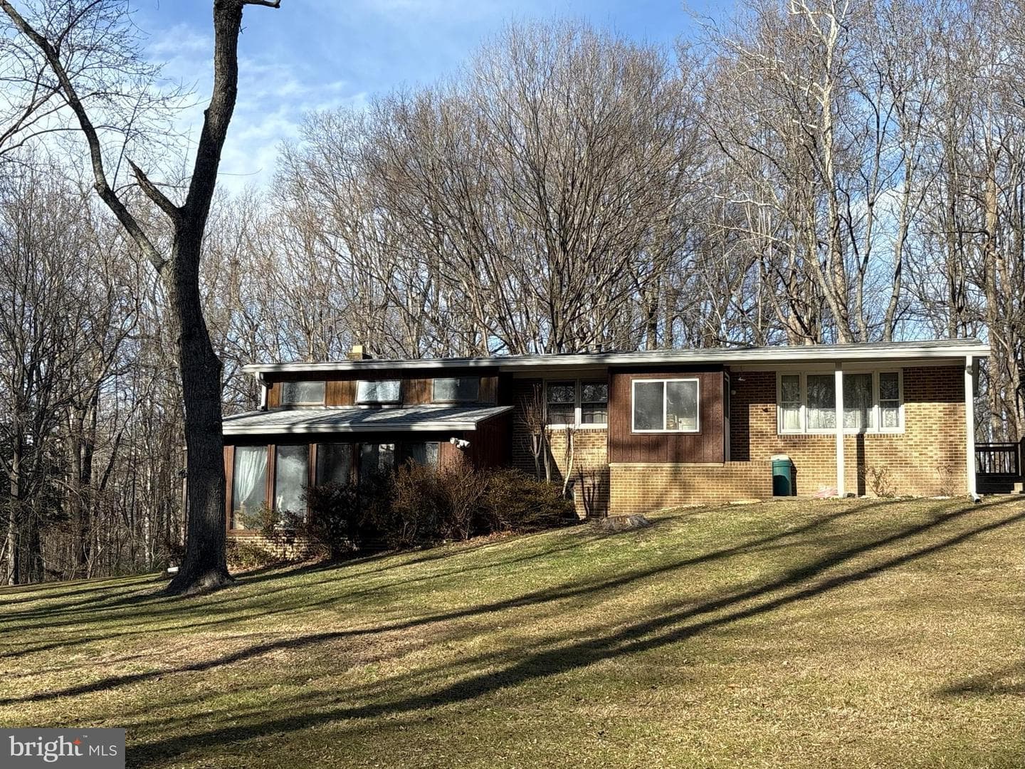 1662 Paris Oaks Road photo 1