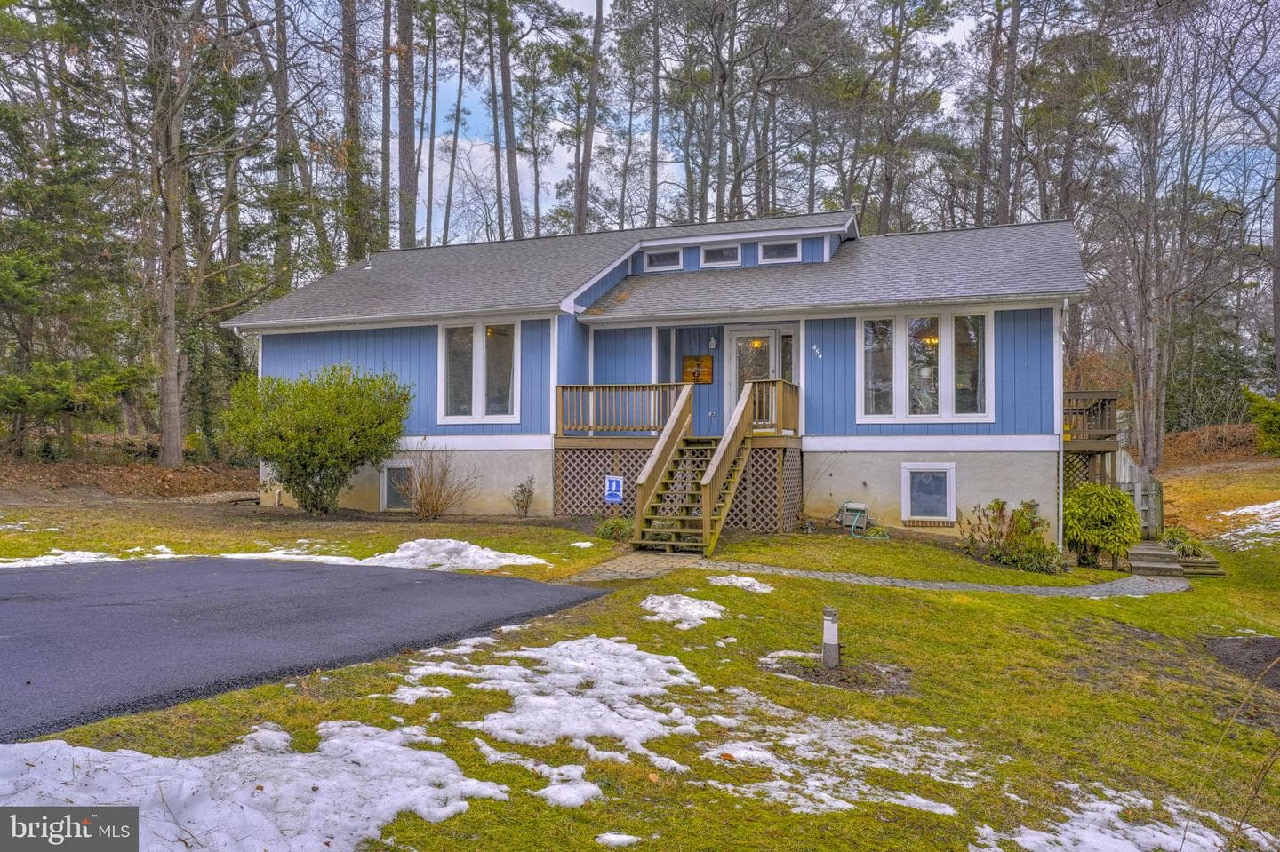 454 Buckler Drive photo 1