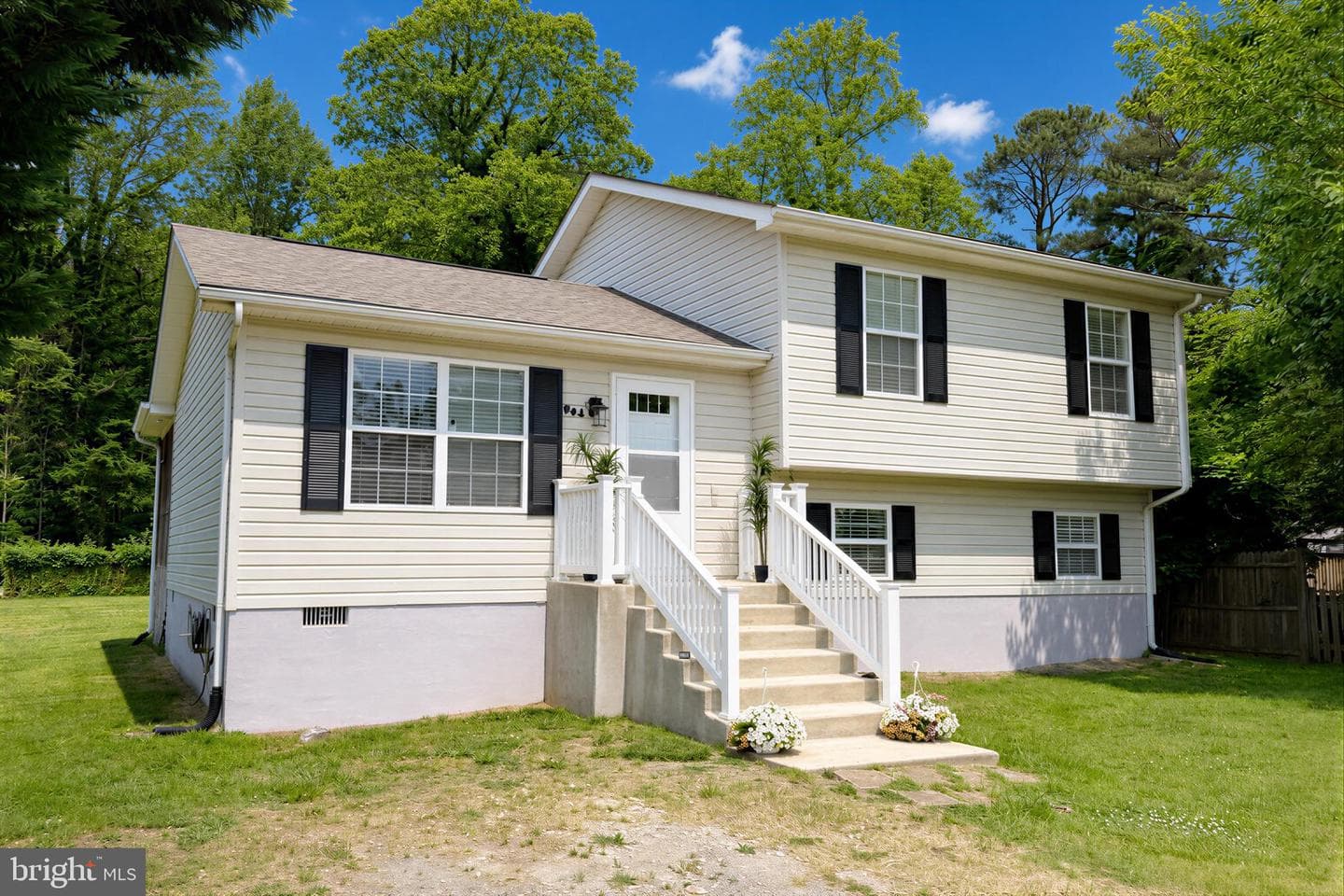 966 Crystal Rock Road