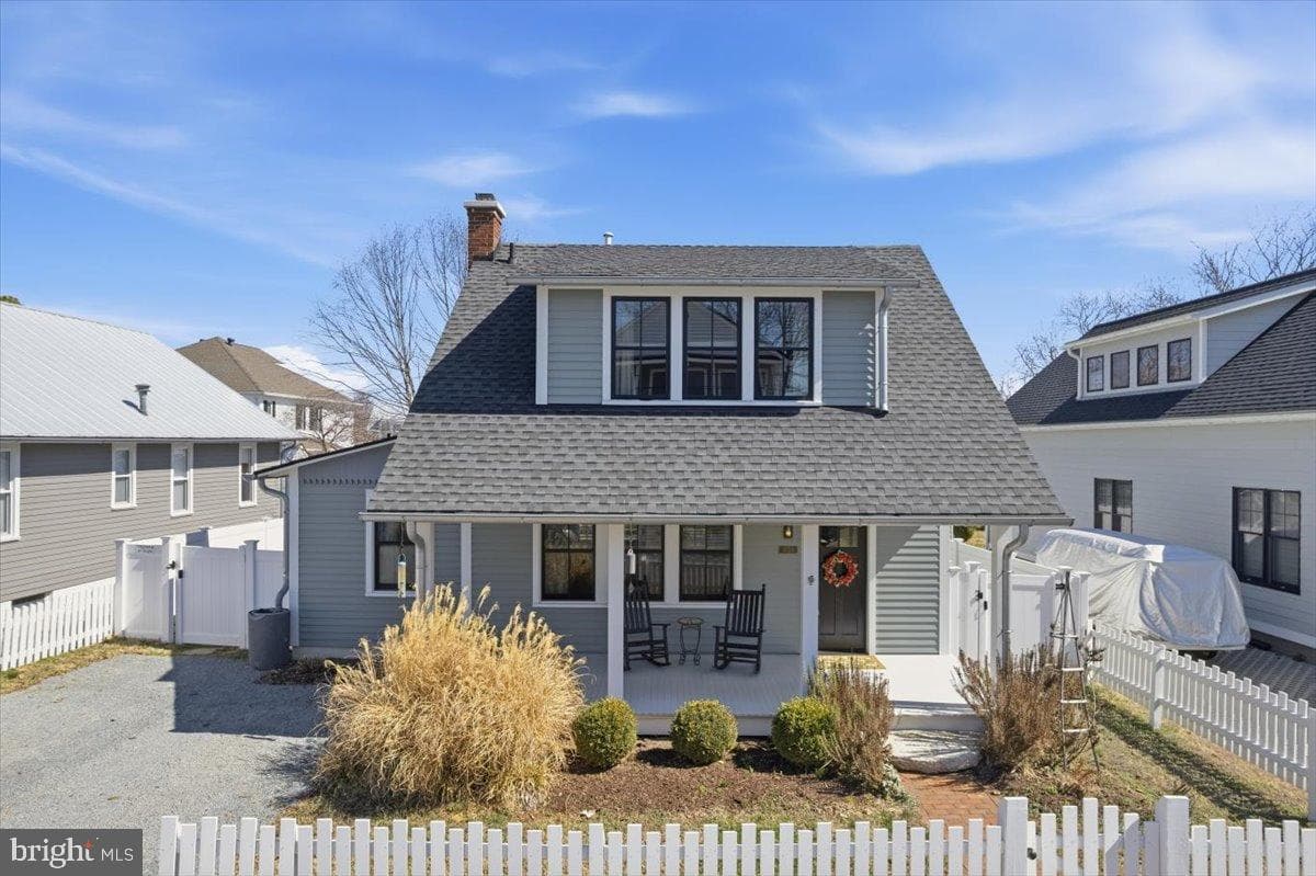 14314 Sedwick Avenue photo 1