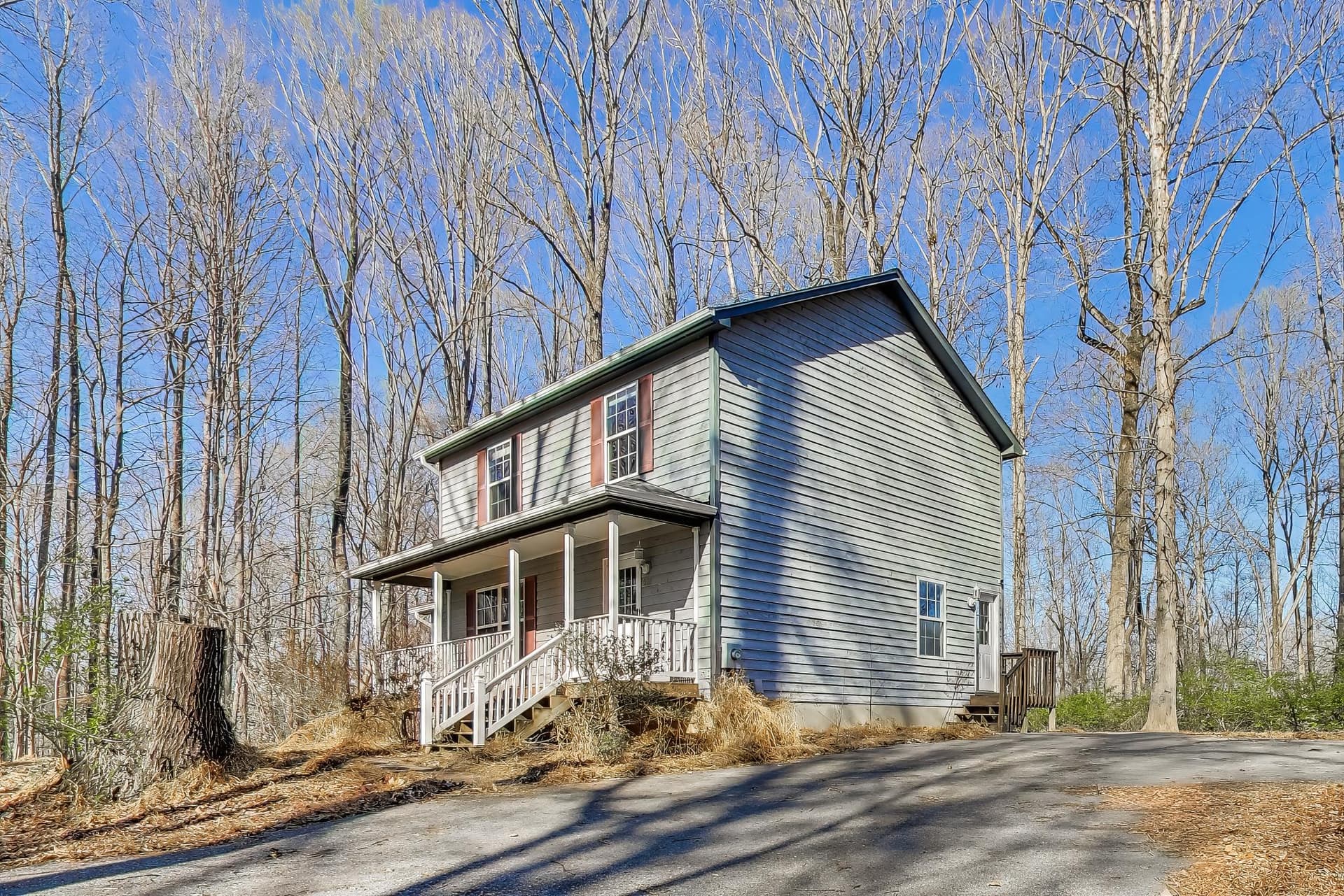 525 Stoakley Road photo 1