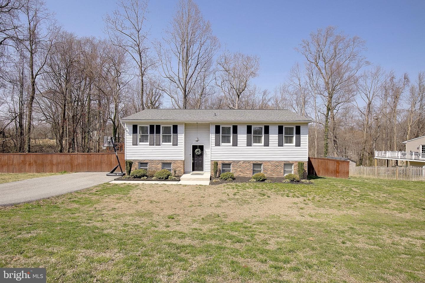 2819 Glasgow Way photo 1