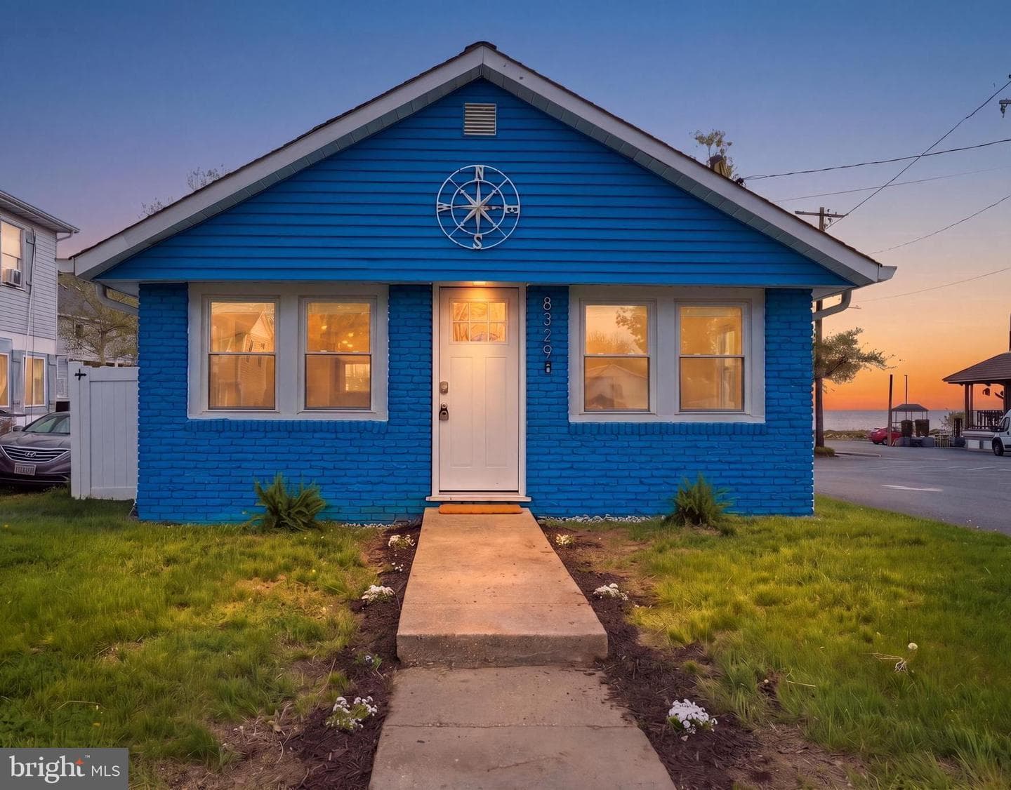 8329 Bayside Road