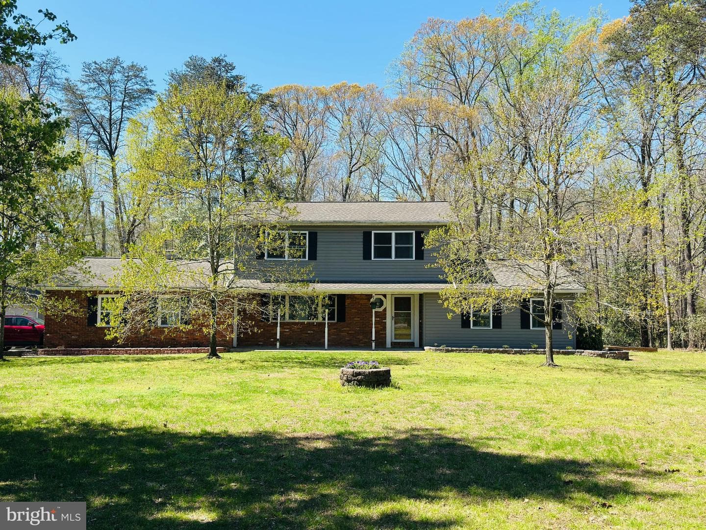 2420 Cecil Lane photo 1