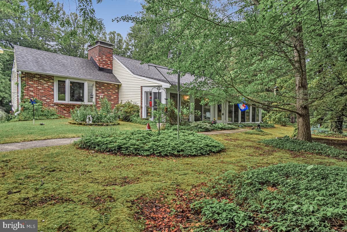 2551 Redbud Lane