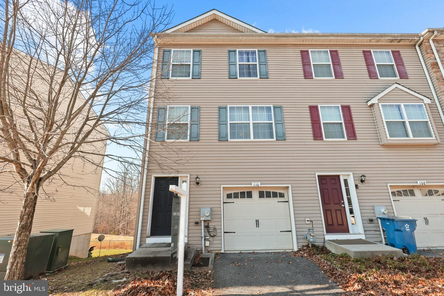 110 Ben Boulevard photo 1