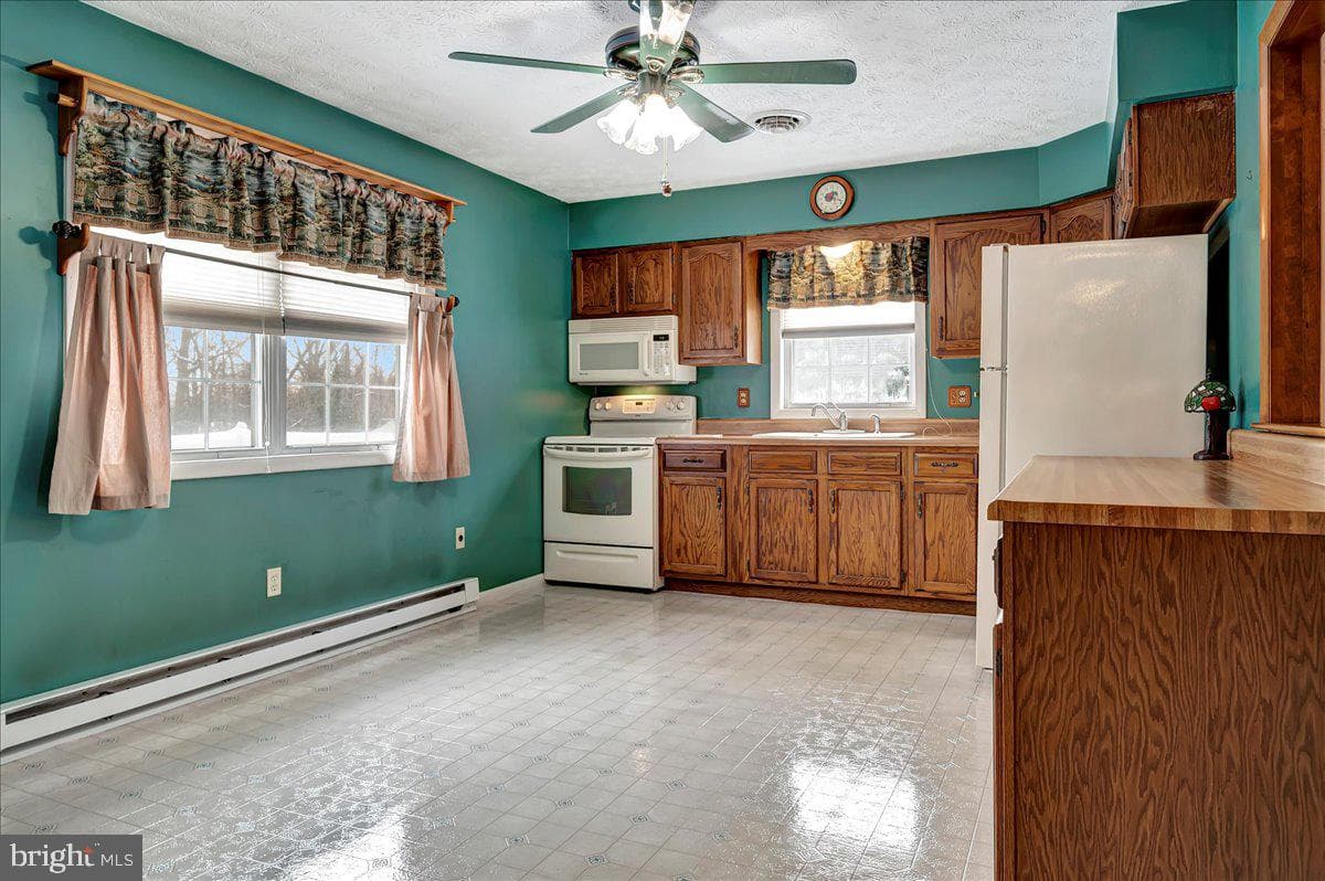 10 Loveland Drive photo 1