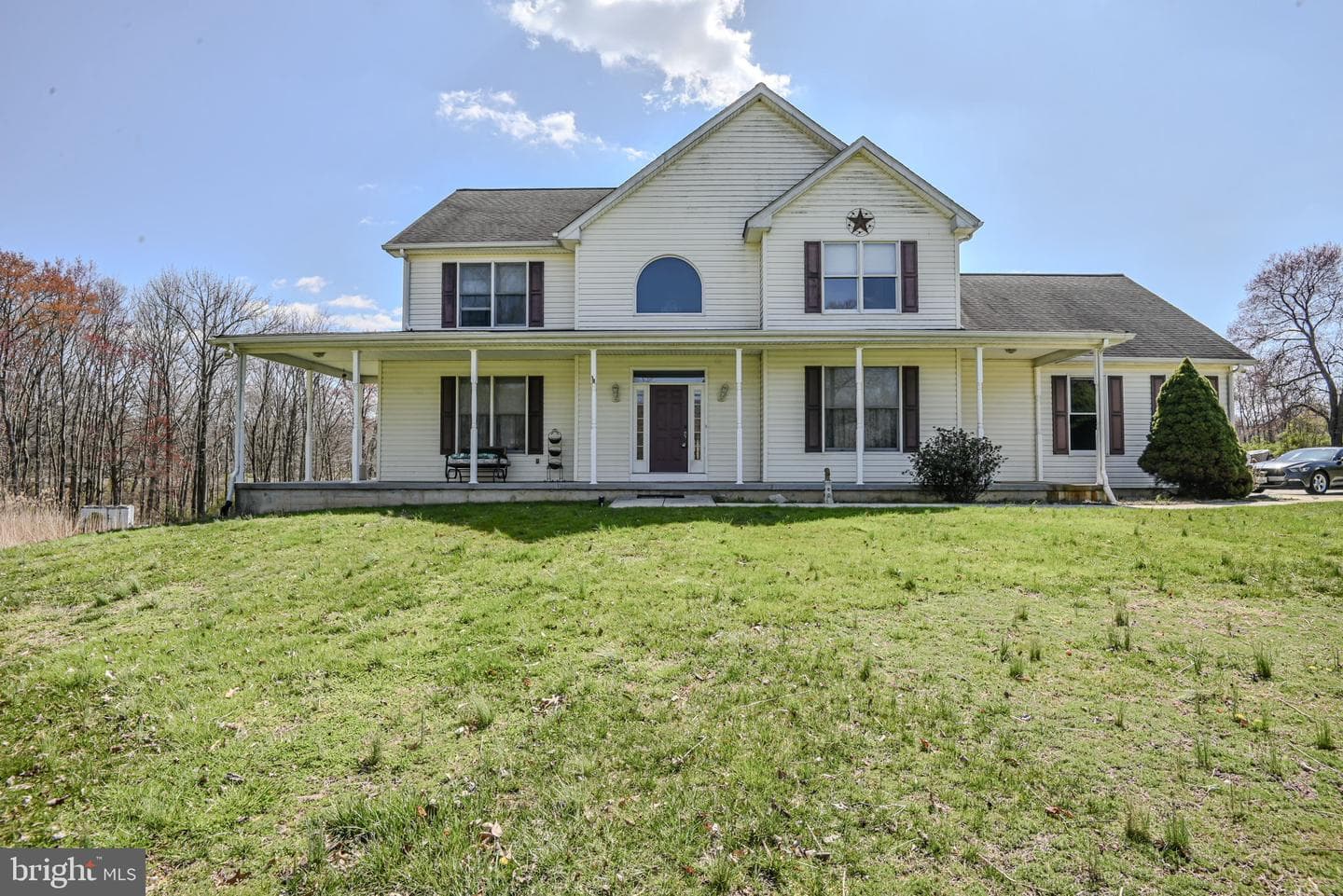 72 Mars Avenue photo 1