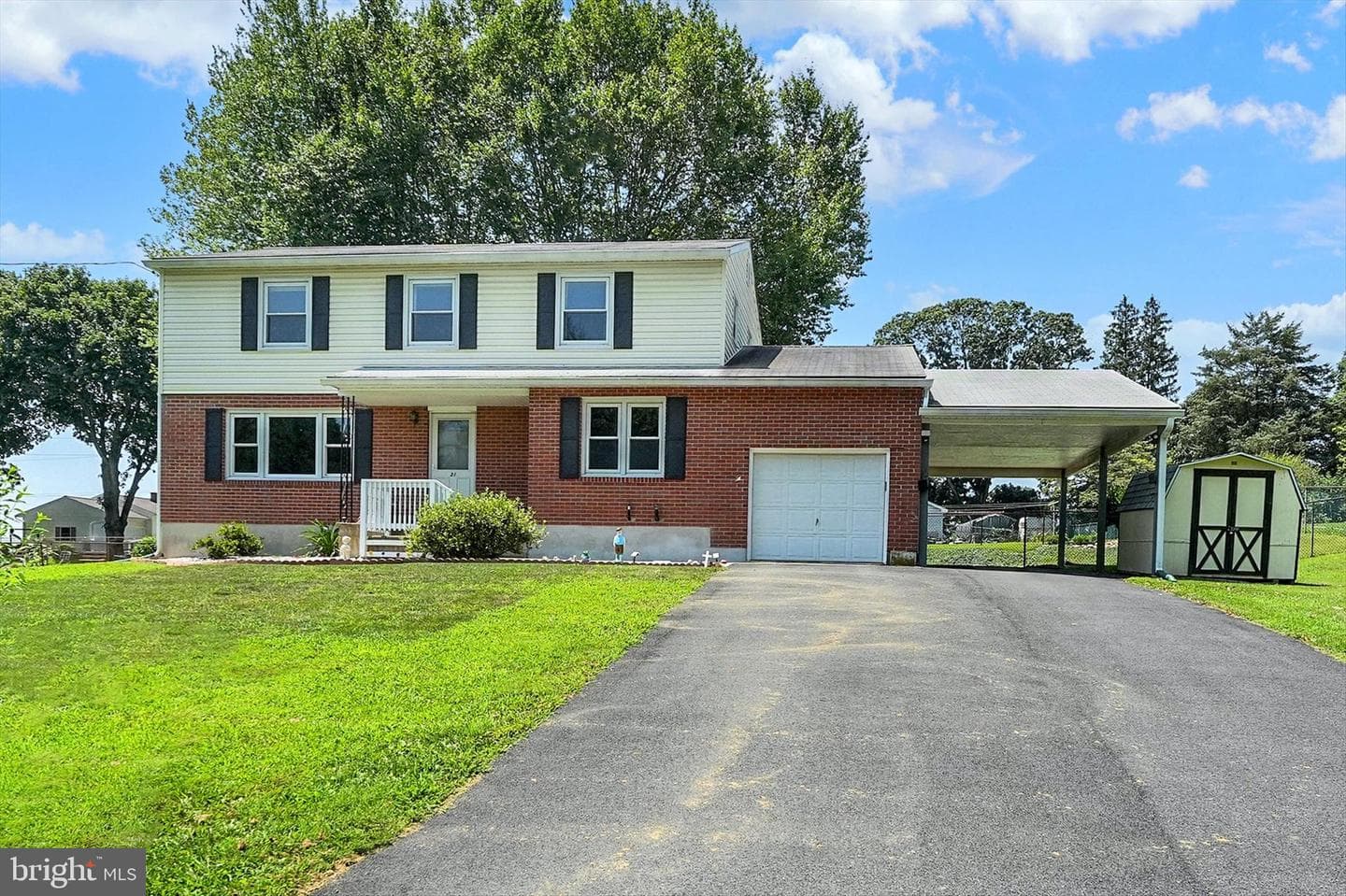 31 Andora Drive photo 1