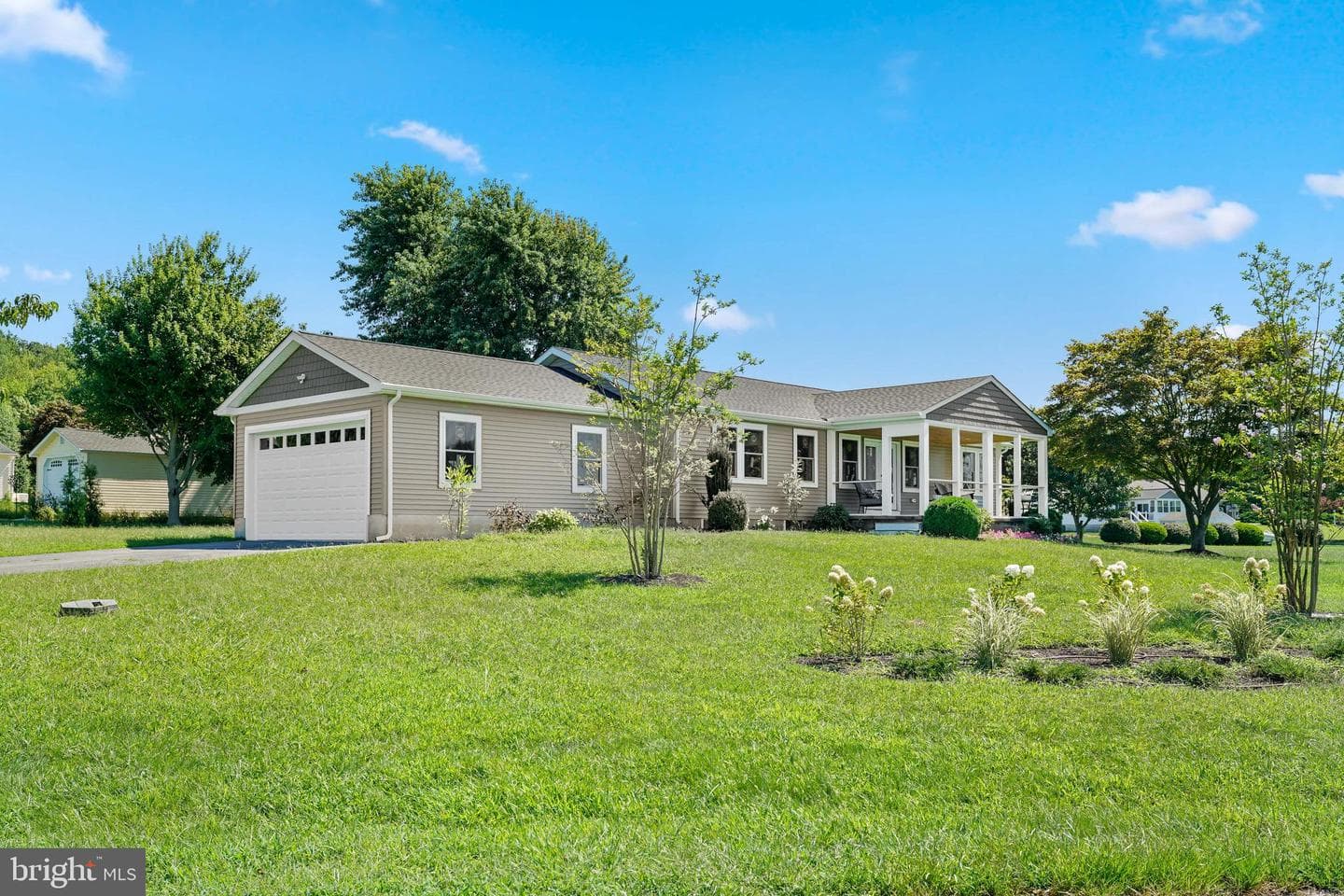 10 Maryland Drive photo 1