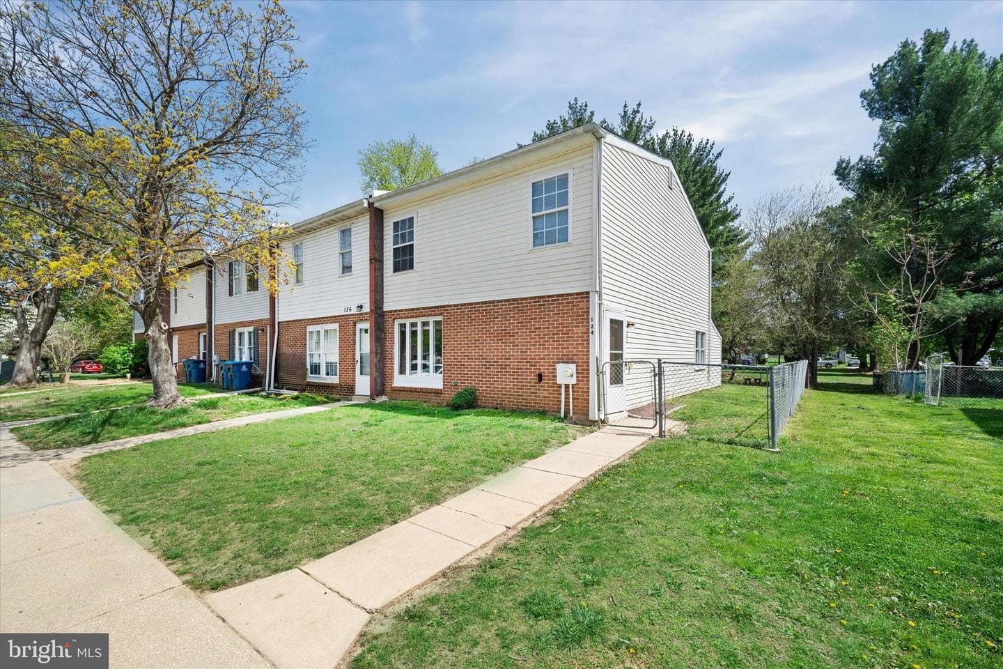 124 Huntsman Drive photo 1