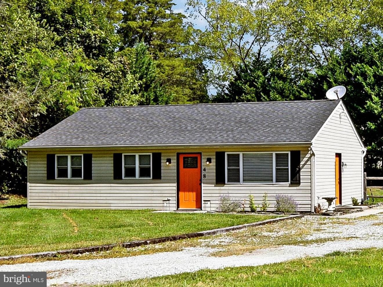 48 Barrett Road photo 1