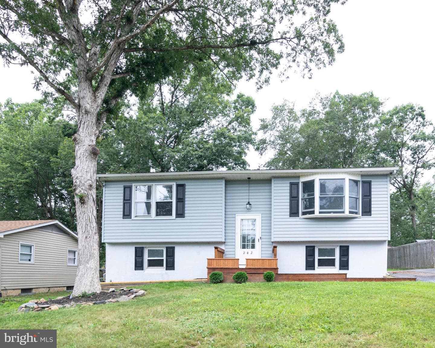 242 Irishtown Road photo 1