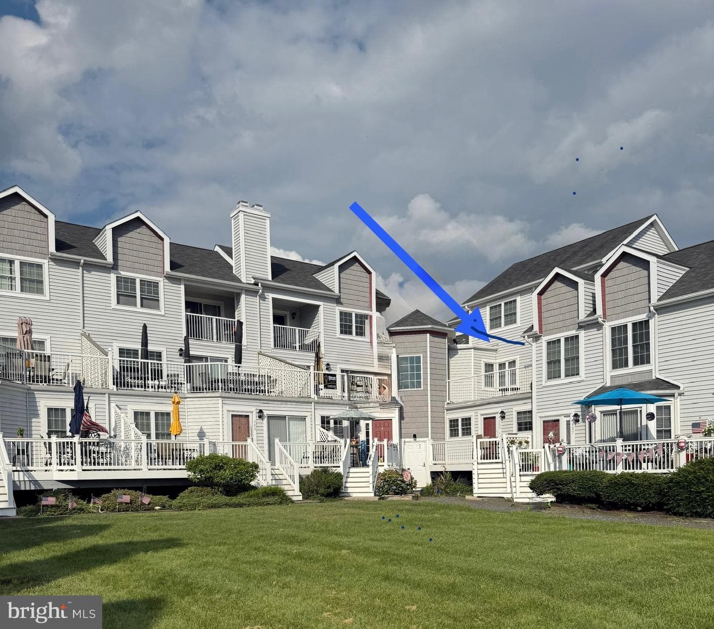 324 Rowland Drive photo 1