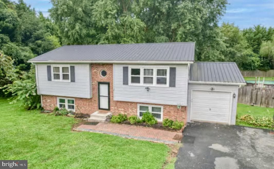 1 Augusta Drive photo 1