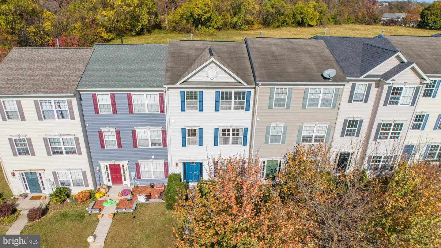 124 Maple Leaf Drive photo 1
