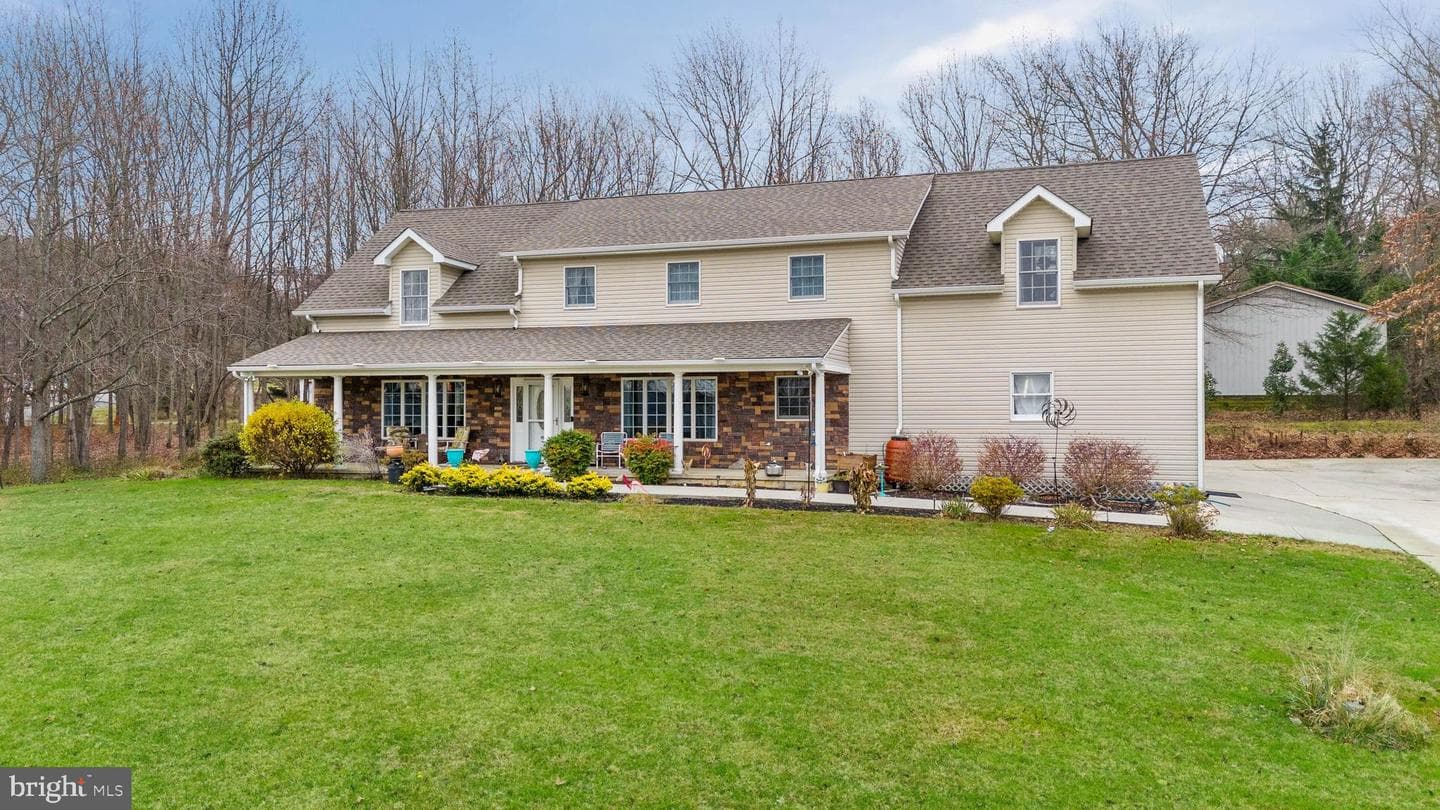 32 Susquehannock Boulevard photo 1