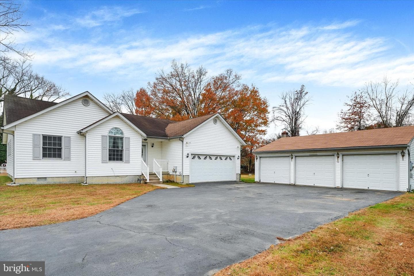 779 Chestnut Hill Road photo 1