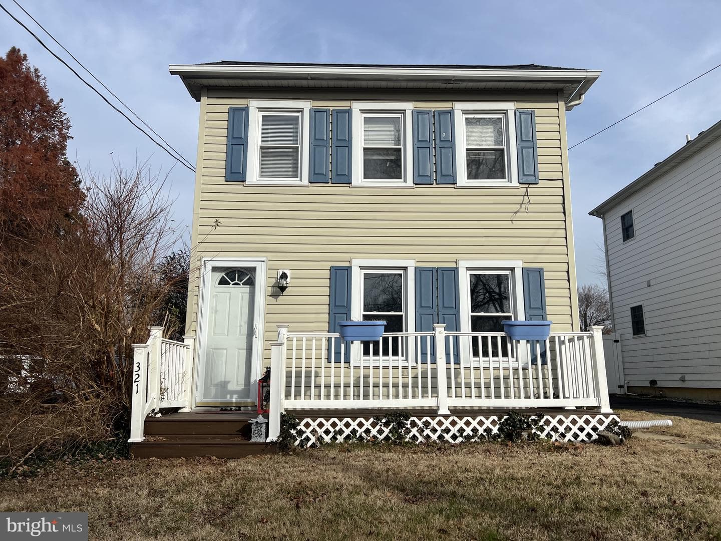 321 Cecil Street photo 1