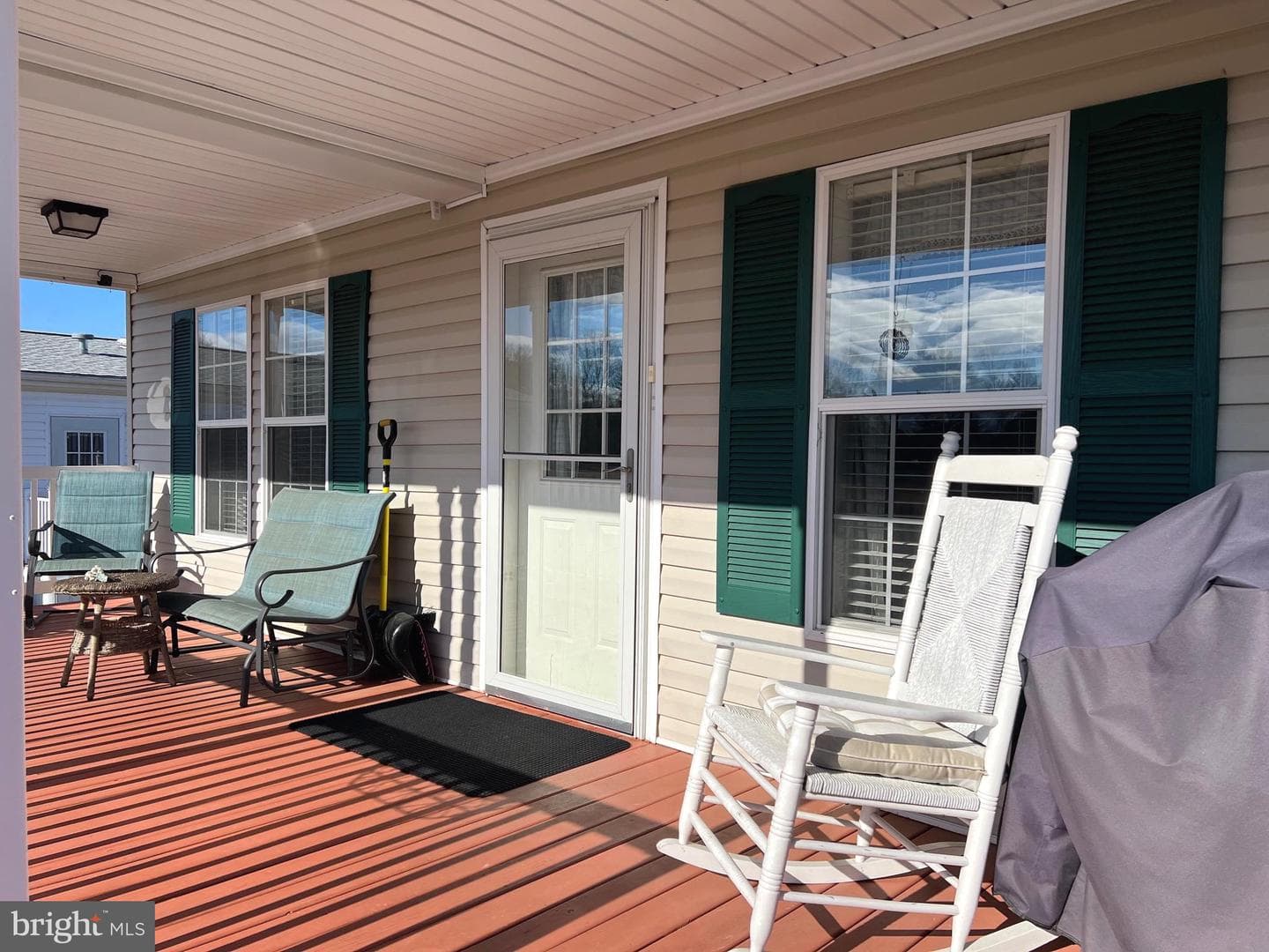 42 Queen Eleanor Drive photo 1