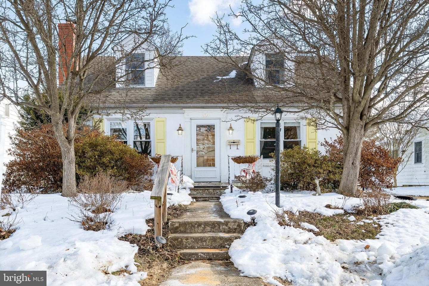 304 Hollingsworth Street photo 1